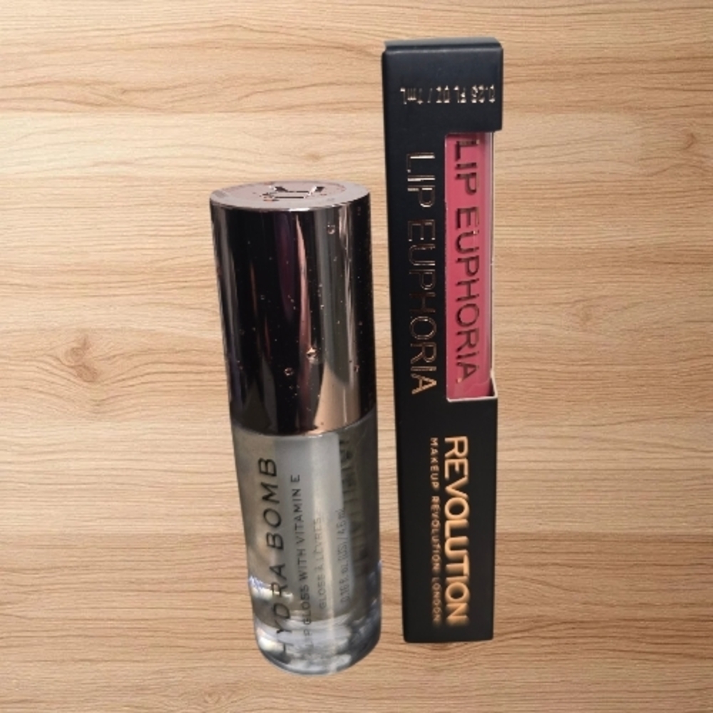 Revolution Lip Bundle | Hydra Bomb Lip Oil + Lip Euphoria Gloss